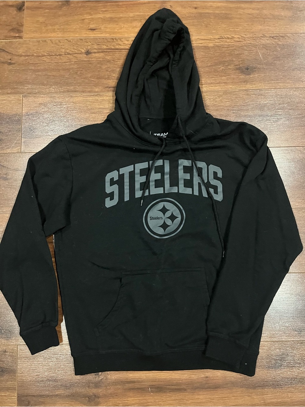 Team Apparel Black Steelers Pullover Hoodie